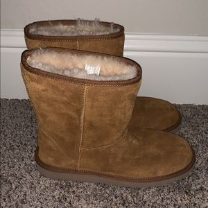 koolaburra by ugg boots!